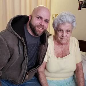 Meet your Posher, Cindy